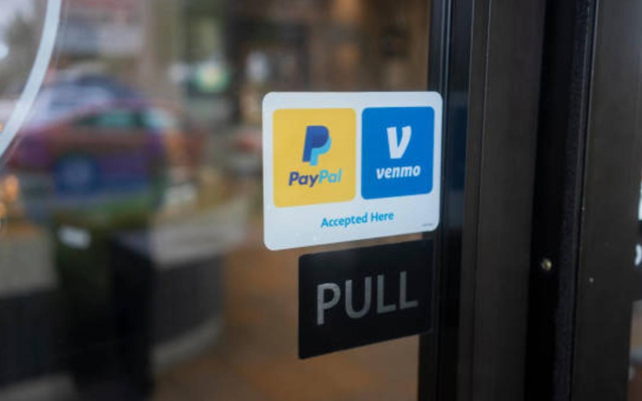 Biaya ATM PayPal: Apa yang Perlu Anda Ketahui