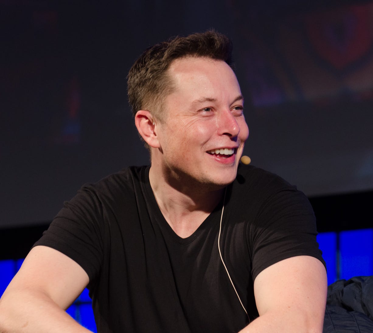 Apakah Elon Musk Bisa Mendirikan PayPal Tanpa Gelar Fisika?